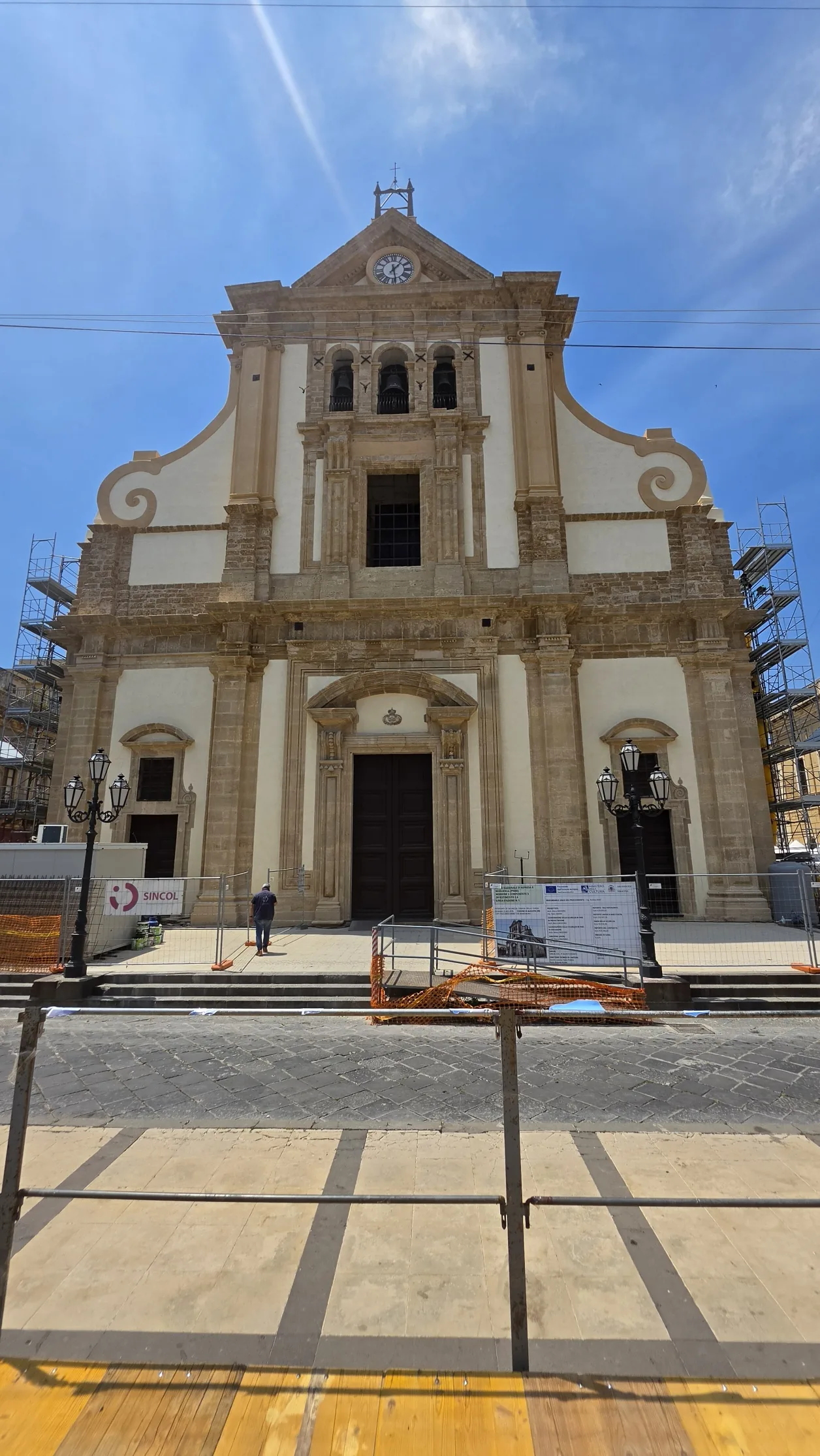 La Chiesa Madre di Augusta nel suo contesto urbano a fine lavori